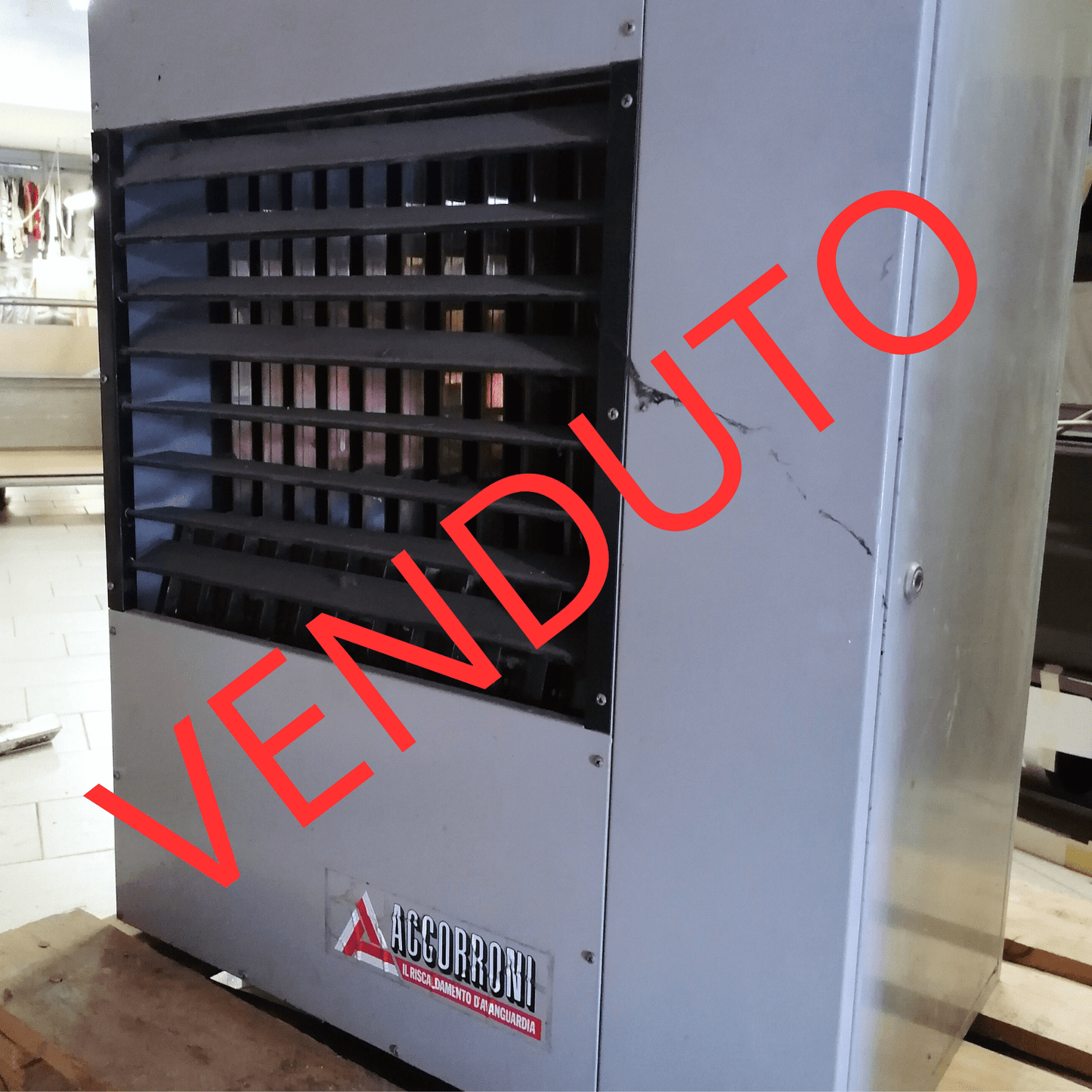 Generatore di aria calda tramite bruciatore Gas ACCORONI - Cucito Industriale Usato