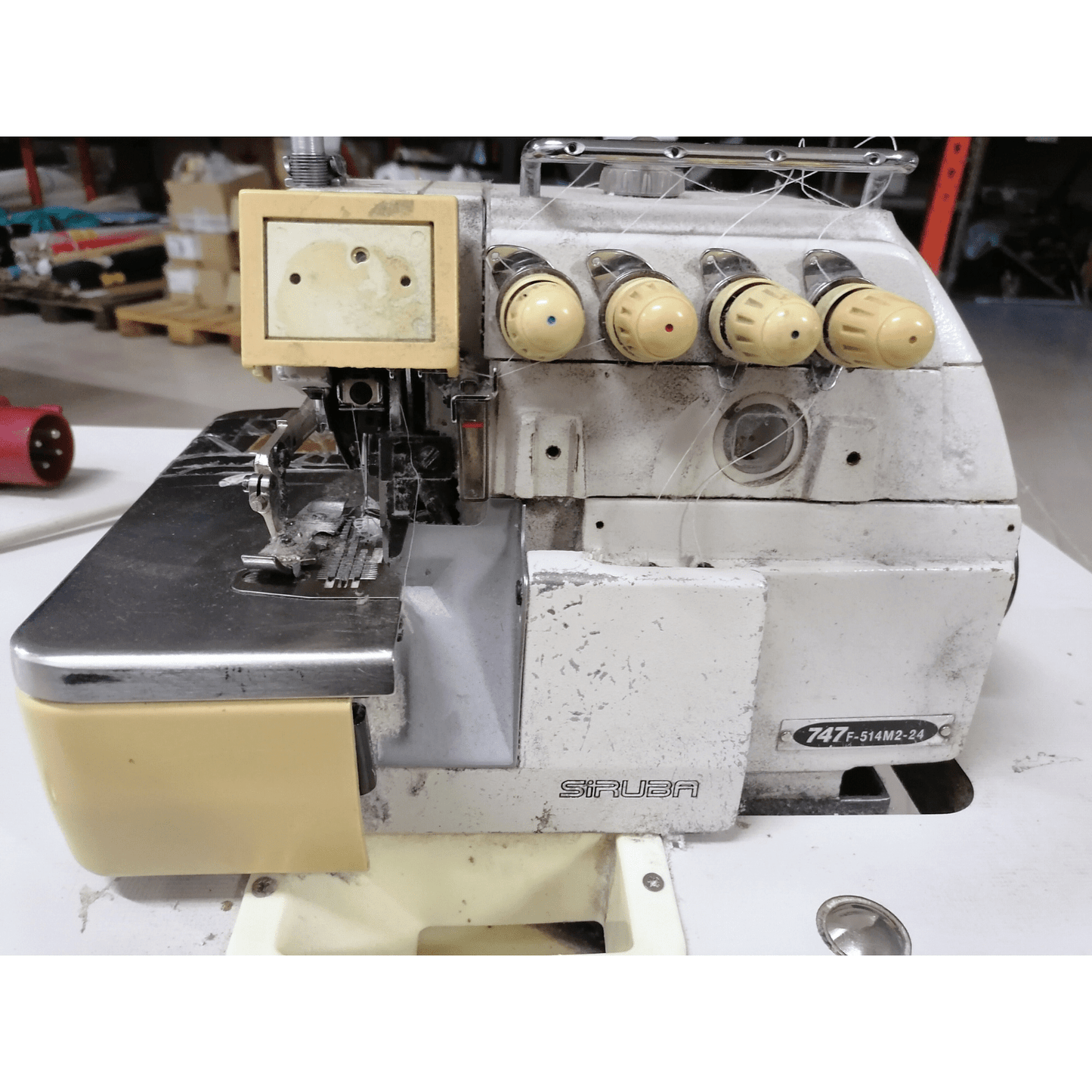 Macchina da cucire Tagliacuci 2 aghi SIRUBA - Cucito Industriale Usato