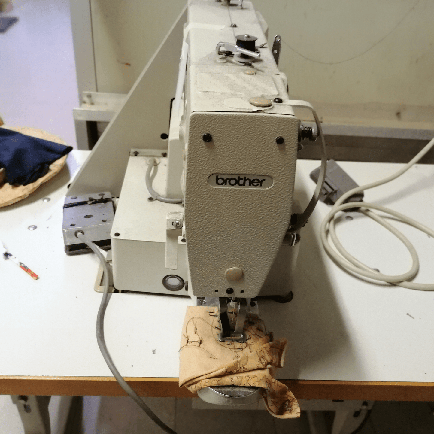 Macchina da cucire Travetta BROTHER - Cucito Industriale Usato