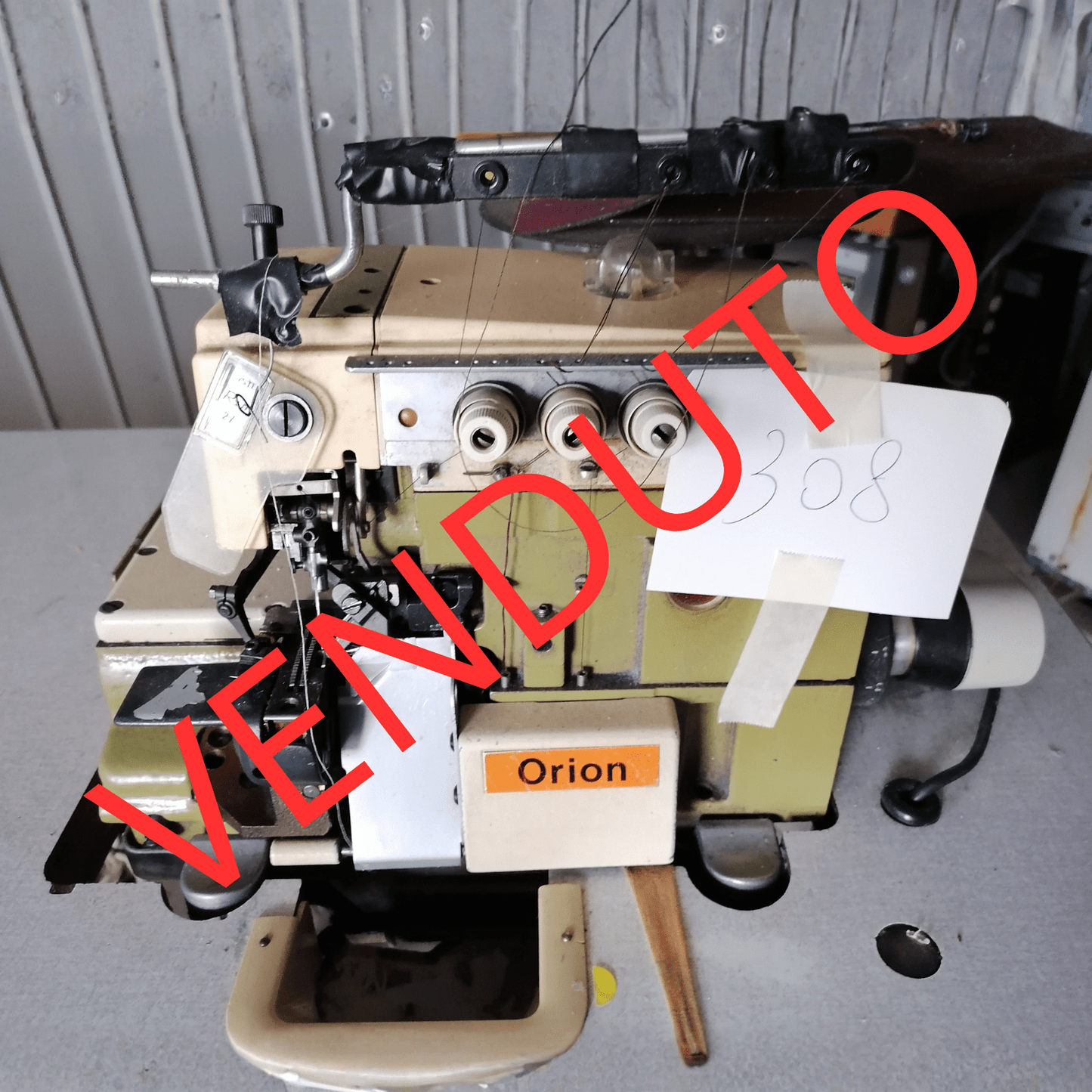 Macchina da cucire Taglia cuci a 1 ago - Cucito Industriale Usato