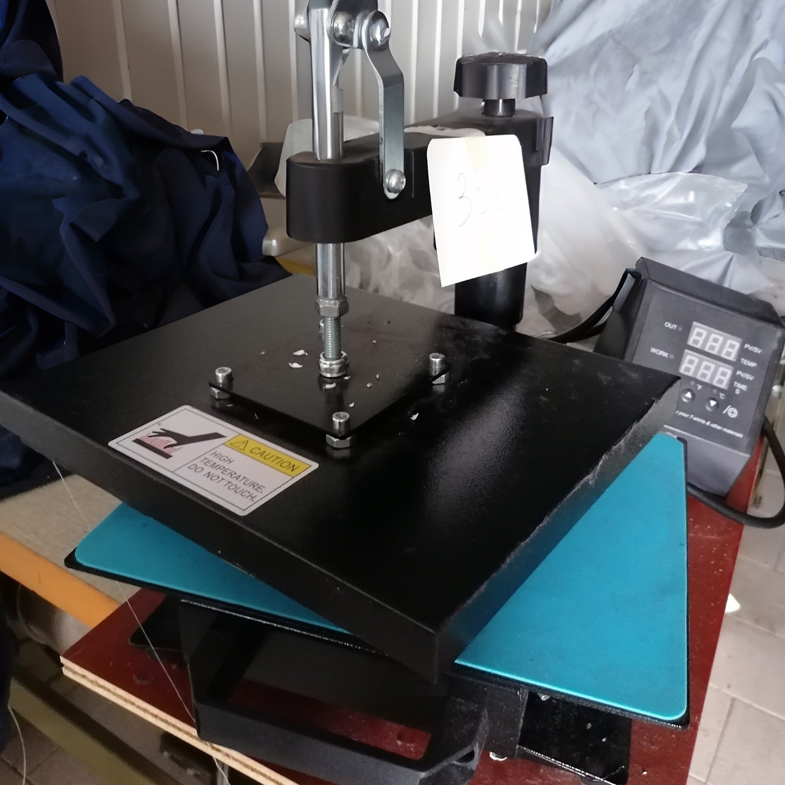 Pressa a caldo per termoadesivi HEAT PRESS MACCHINE - Cucito Industriale Usato